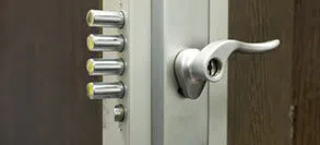 Aqua Locksmith Store Chicago, IL 312-288-7577 - 13-High-security-locks
